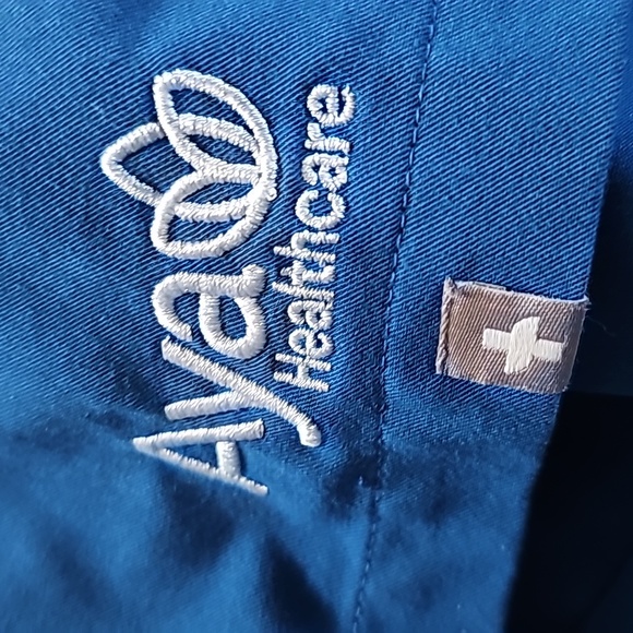 Figs Men's Large Blue Short Sleeve Aya VNeck Medical Scrub Top Tech Collection - Picture 3 of 9